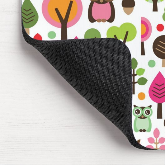 Retro Eulenmuster des rosa Blattbaums Mousepad (Ecke)