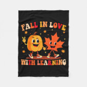 Retro Fall In Love With Learning Autumn Pumpkin Te Fleecedecke (Vorderseite)
