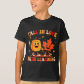 Retro Fall In Love With Learning Autumn Pumpkin Te T-Shirt (Vorderseite)