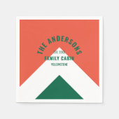 Retro Familienhaus Personalisierter Name Rot Grün Serviette (Vorderseite)