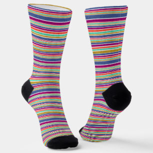 Retro-Farben texturiertes Streifendesign Socken