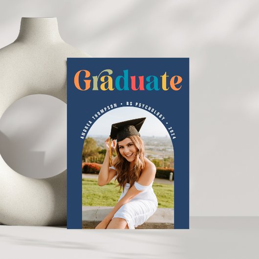 Retro-farbiges Arch-Foto Ankündigung