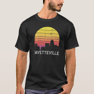 Retro Fayetteville Skyline Vintage urbane Gebäude T-Shirt