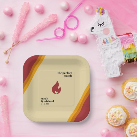 Retro-Feuerherz gestreift die perfekte Match-Hochz Pappteller (Party)