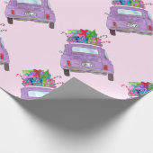 Retro Fiat 500 mit Weihnachtsgeschenken Geschenkpapier (Ecke)