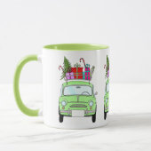Retro Fiat 500 mit Weihnachtsgeschenken Tasse (Links)