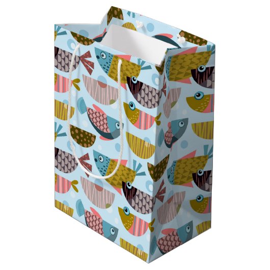 Retro Fish Mittlere Geschenktüte (Rückseite Schrägansicht)