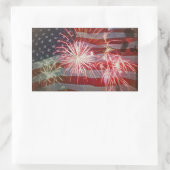 Retro-Flagge und Feuerwerkskörper Rechteckiger Aufkleber (Tasche)