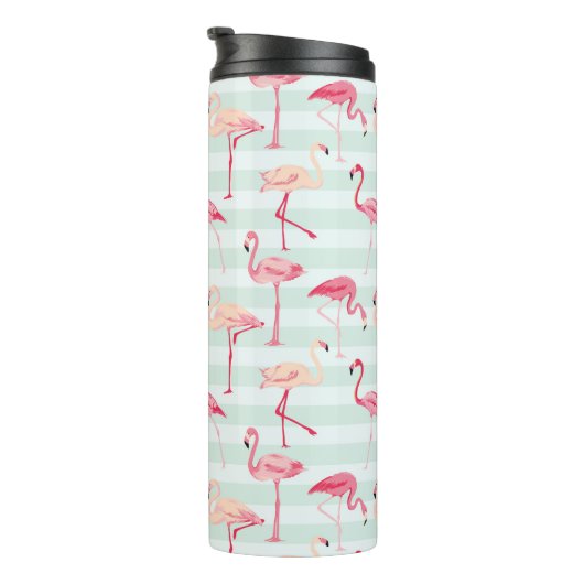Retro Flamingos auf tadellosen Streifen Thermosbecher (Nach rechts gedreht)