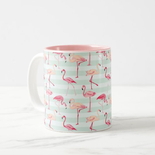Retro Flamingos auf tadellosen Streifen Zweifarbige Tasse (Vorderseite Links)