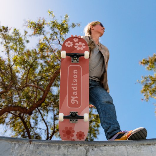 Retro Floral Orange Personalisiert Skateboard (Außenbereich 1)