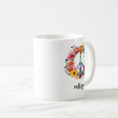 Retro Floral Peace and Kindness Kaffeetasse (VorderseiteRechts)