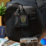 Retro Floral Sugar Skull Black Paisley Hintergrund Gepäckanhänger<br><div class="desc">Eleganter schwarzer Paisley-Hintergrund mit farbenfroher Retro-Blumen-Zucker-Schädel. Blaue und weiße Sondertypografie.</div>