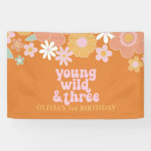 Retro Floral Young Wild drei Geburtstage Banner (Horizontal)