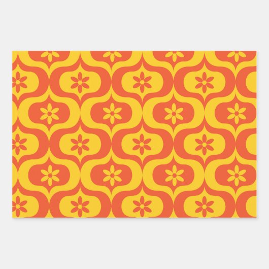 Retro Flowers on Yellow and Red Ogee Pattern  Geschenkpapier Set (Vorderseite)