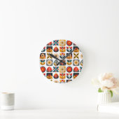 Retro Folk Art Floral Wall Design Runde Wanduhr (Zuhause)