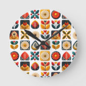 Retro Folk Art Floral Wall Design Runde Wanduhr (Vorderseite)
