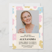 Retro Foto Blumenmuster 62. Geburtstag Einladung (Vorderseite)