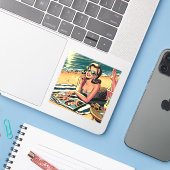 Retro-Frau am Strand beim Lesen eines Modemagazins Aufkleber (Laptop mit iPhone)