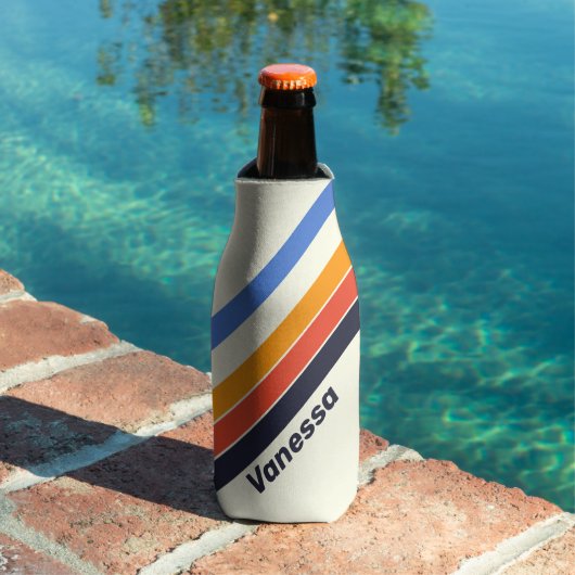 Retro Fünf Streifen mit Namen und Initiale Flaschenkühler (In Situ Pool)