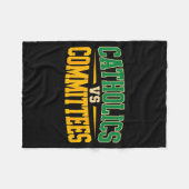 Retro Funny Trendy Sarcastic Saying Catholics Vs C Fleecedecke (Vorderseite (Horizontal))