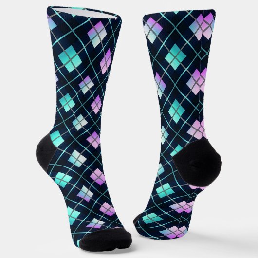 Retro Futuristic Black, Blue & Pink Argyle Pattern Socken (Gewinkelt)