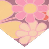 Retro Garden Blume 60er 70er Pattern Pink Tischdecke (Schrägansicht)