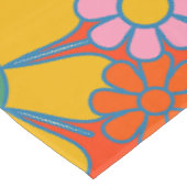 Retro Garden Groovy 60er 70er Floral Pattern Tischdecke (Schrägansicht)