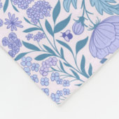 Retro Gartenfloralen in Blau und Violett Fleecedecke (Ecke)