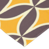 Retro geometric pattern yellow and brown leaf tischdecke (Schrägansicht)