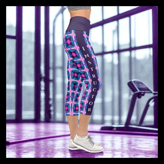 Retro Geometric Pink und Blau Capri Leggings
