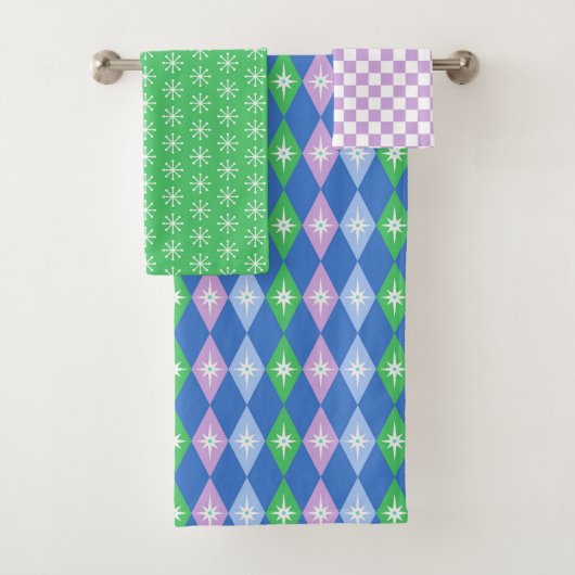 Retro Geometric Scandi Diamonds Blue & Green Badhandtuch Set (Insitu)