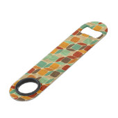 Retro geometrisches Muster 4 2 Speedflaschenöffner (Rückseite Schrägansicht)