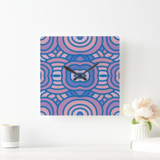 Retro geometrisches Muster in Blau und Rosa Quadratische Wanduhr