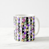 Retro, gestreift und Punkte Kaffeetasse (VorderseiteRechts)