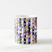 Retro, gestreift und Punkte Kaffeetasse (Mittel)