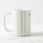 Retro-gestreifte grüne personalisierte Hochzeit Kaffeetasse (Links)