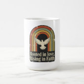 Retro-gewurzelte und aufstrebende Glaubensgestaltu Kaffeetasse (Mittel)