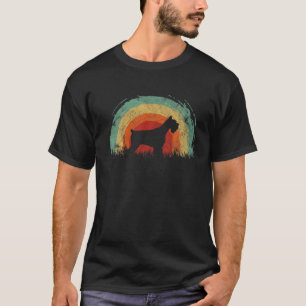 Retro Giant Schnauzer Vintag Rainbow Dog Men Wome T-Shirt