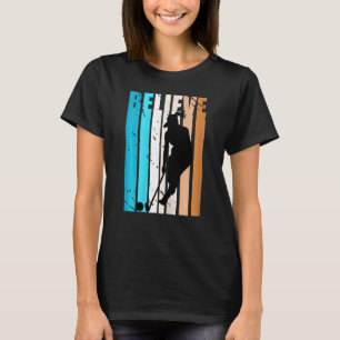 Retro Girls Field Hockey Spieler Geburtstagsmotiva T-Shirt