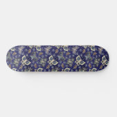 Retro Girly Blue Butterfly Muster breit Skateboard (Horizontal)