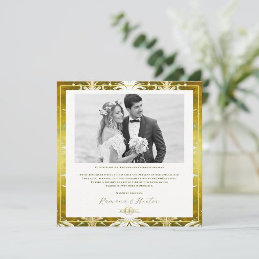 Retro Gold Green Damask Hochzeit Dankeskarte (Stehend Vorderseite)