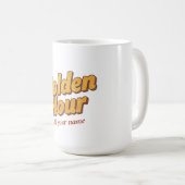 Retro Golden Hour - 90er Ästhetik Groovy Typograph Kaffeetasse (VorderseiteRechts)