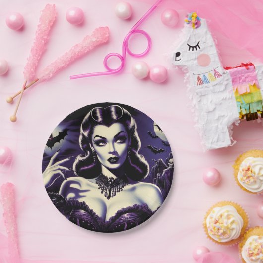 Retro Gothic Woman Pappteller (Party)