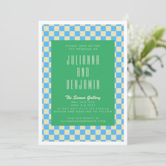 Retro Green and Blue Checkerboard Wedding Einladung (Stehend Vorderseite)