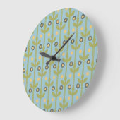 Retro Green and Blue Cute Folksy Floral Pattern Große Wanduhr (Winkel)
