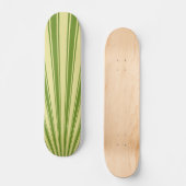 Retro Green Funky Sun Rays Hintergrund Skateboard (Vorderseite)