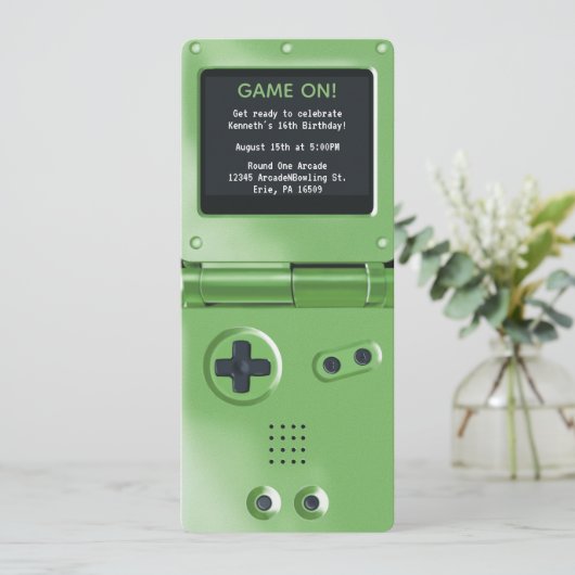 Retro Green Handheld Gaming Birthday Invitation Einladung (Stehend Vorderseite)