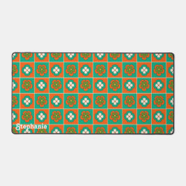 Retro Green Red Groovy Blume Script Name Schreibtischunterlage