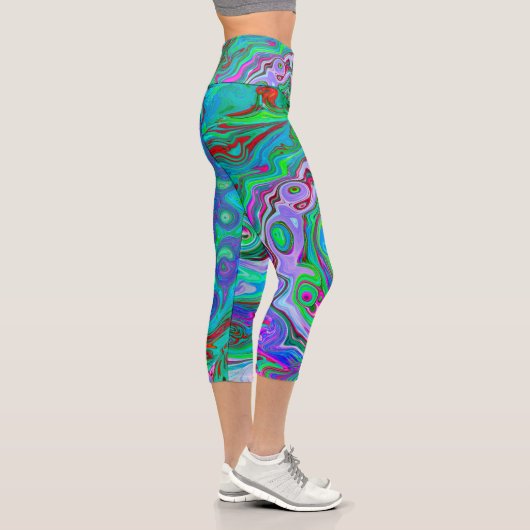 Retro Green, Red und Magenta Abstrakt Groovy Swirl Capri Leggings (Rechts)